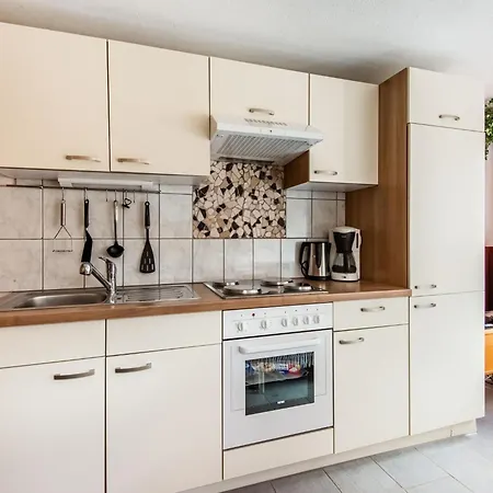 Urbane In With Balcony Διαμέρισμα *