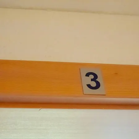 Urbane In With Balcony